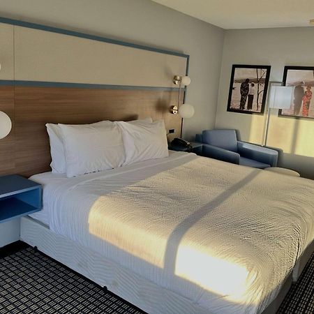 Americinn By Wyndham Reedsburg Eksteriør billede