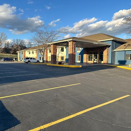 Americinn By Wyndham Reedsburg Eksteriør billede