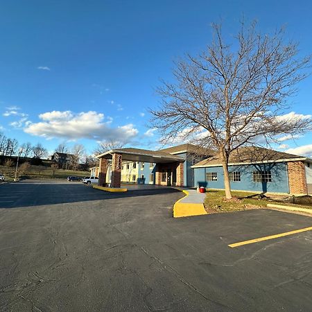 Americinn By Wyndham Reedsburg Eksteriør billede