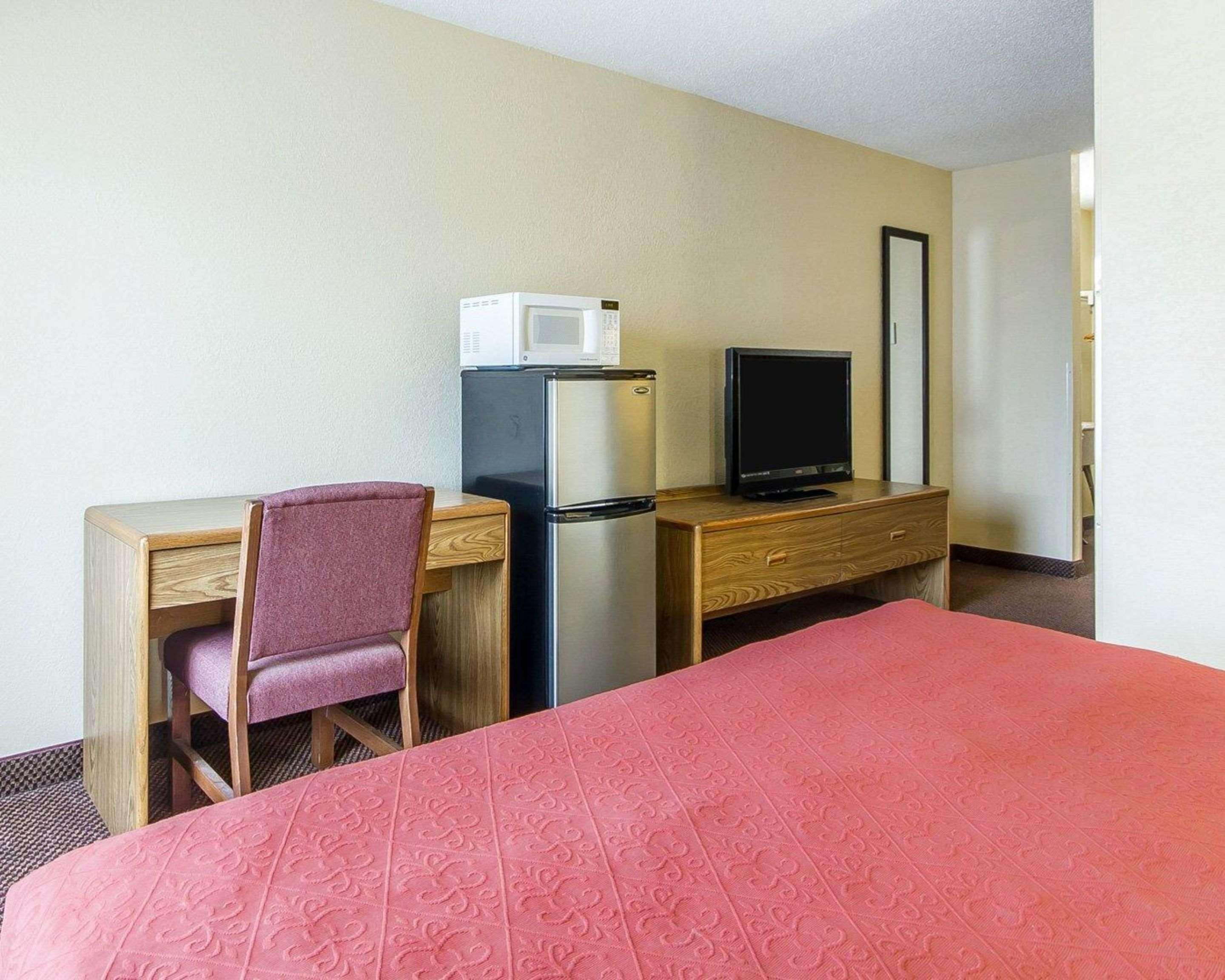 Americinn By Wyndham Reedsburg Eksteriør billede