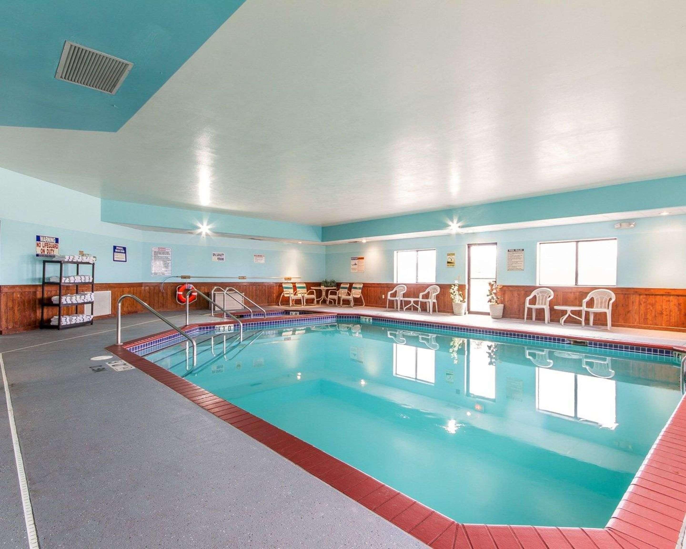 Americinn By Wyndham Reedsburg Eksteriør billede