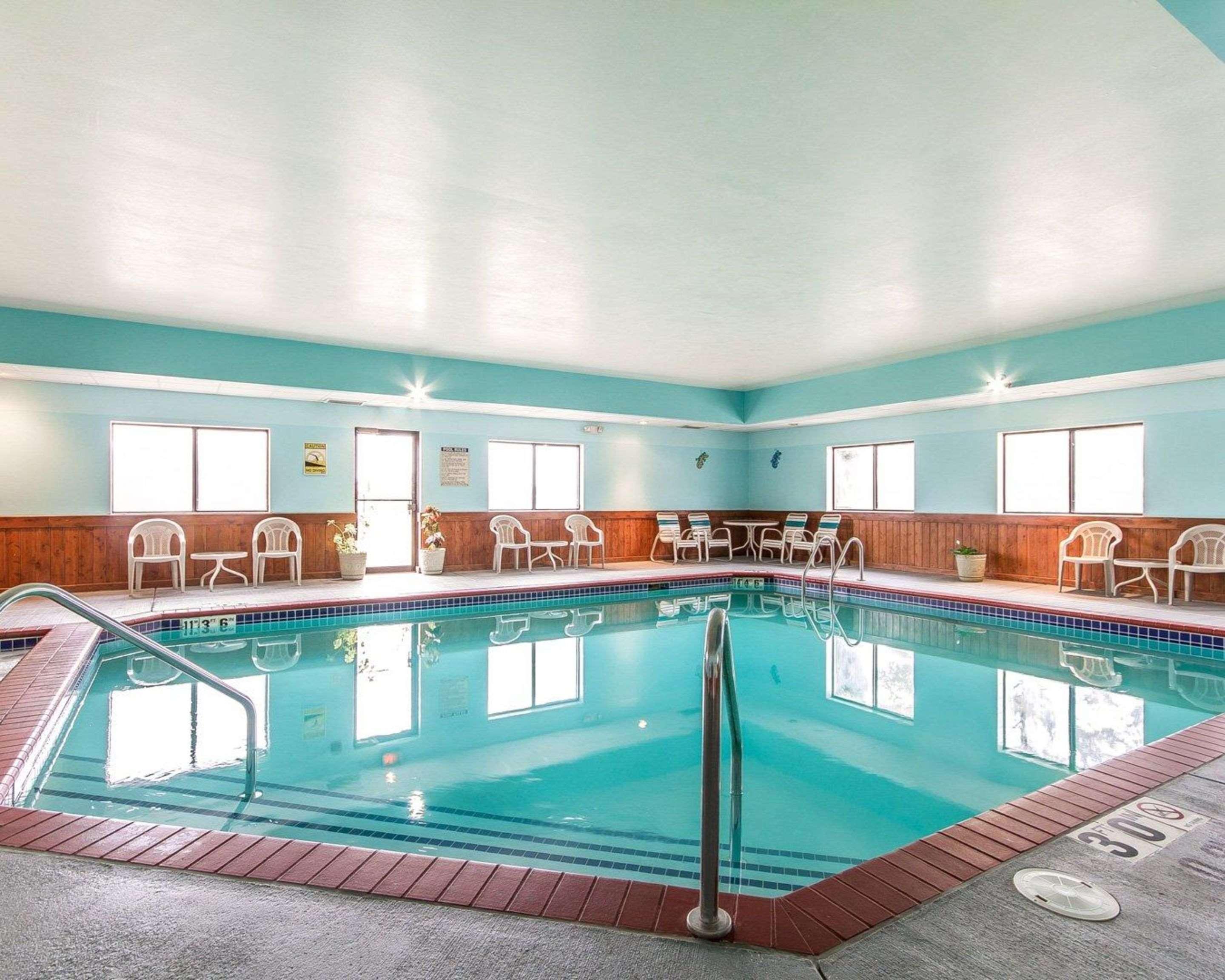 Americinn By Wyndham Reedsburg Eksteriør billede