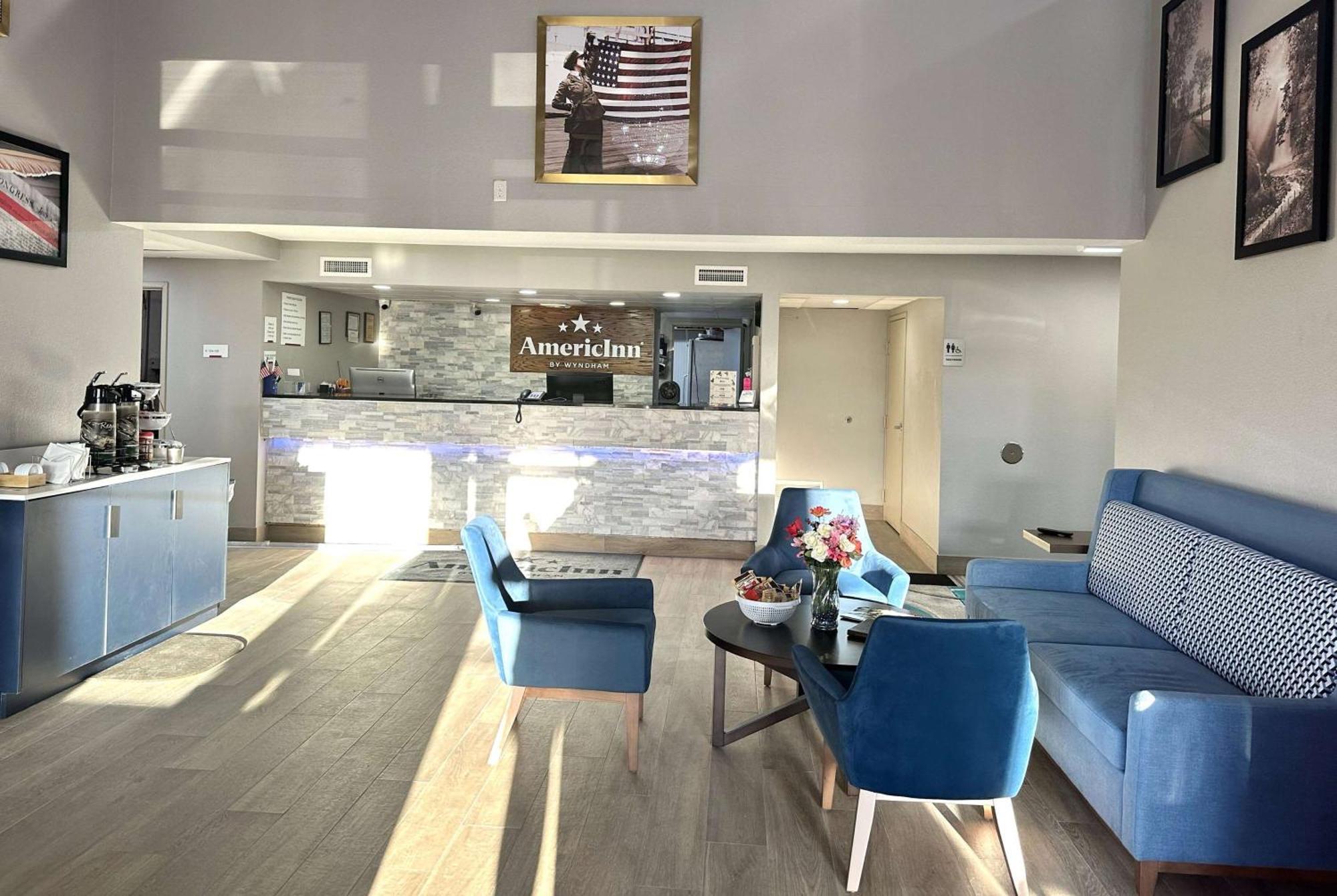 Americinn By Wyndham Reedsburg Eksteriør billede
