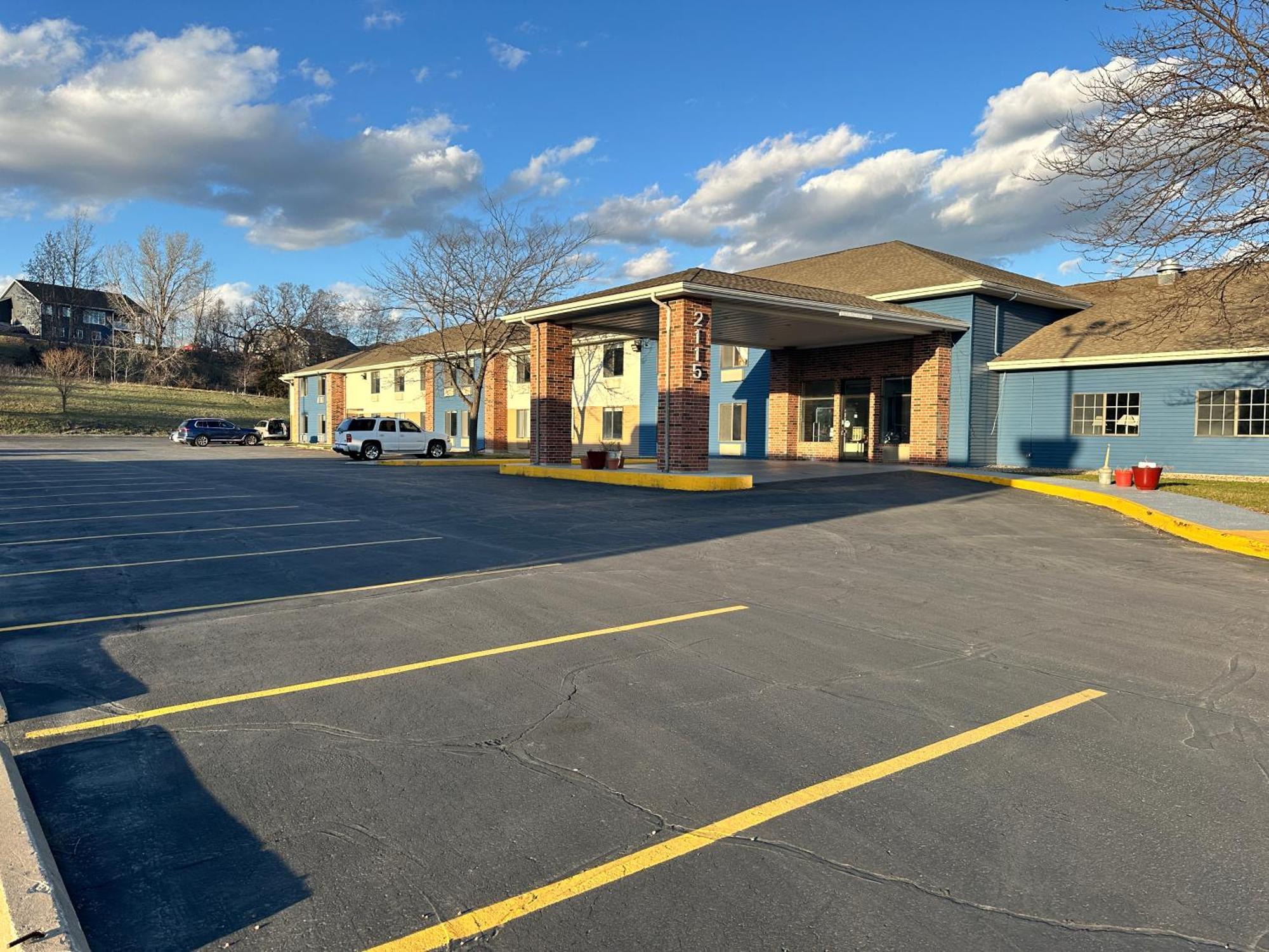 Americinn By Wyndham Reedsburg Eksteriør billede