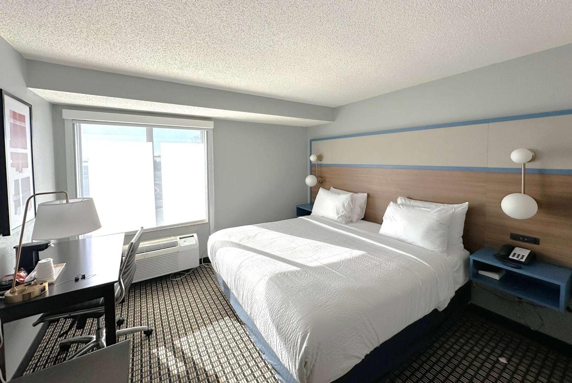 Americinn By Wyndham Reedsburg Eksteriør billede